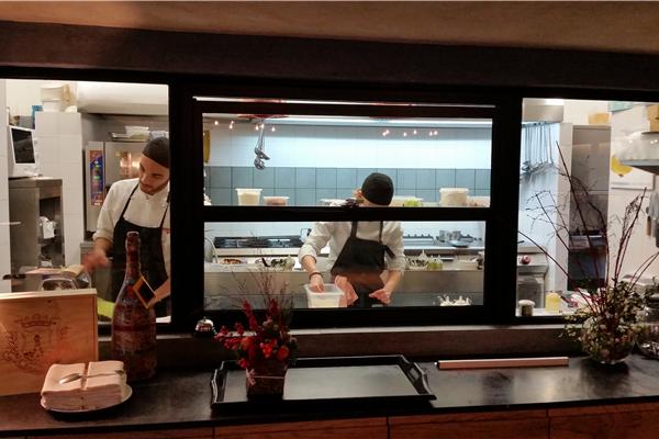 Riapre il ristorante Marzapane: Marzapane Riapre il ristorante Marzapane 3
