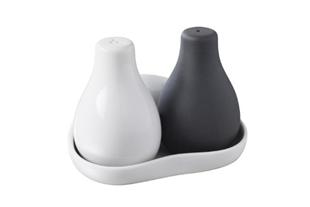 ENSEMBLE SEL / POIVRE SUR PLATEAU