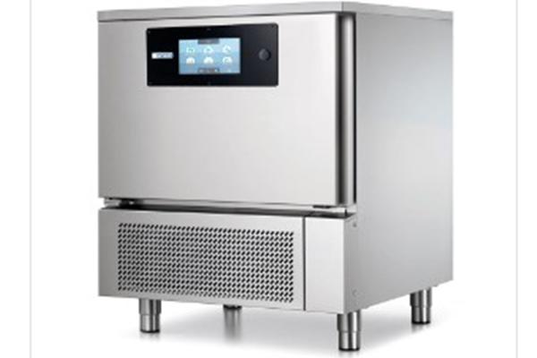 Abbattitori di temperatura in acciaio inox AISI 304, su piedi o ruote, con unità condensatrice 2
