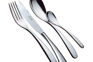 Set posate in Acciaio Inox 18-10. Made in Italy. Finitura lucida. Spessore 4 mm.