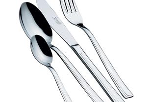 Set posate in Acciaio Inox 18-10. Made in Italy. Finitura lucida. Spessore 2,2 mm.