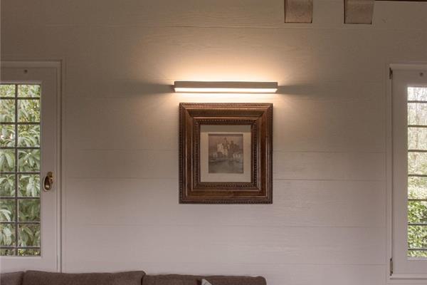 Lampada da parete in alluminio serie Stripe 2