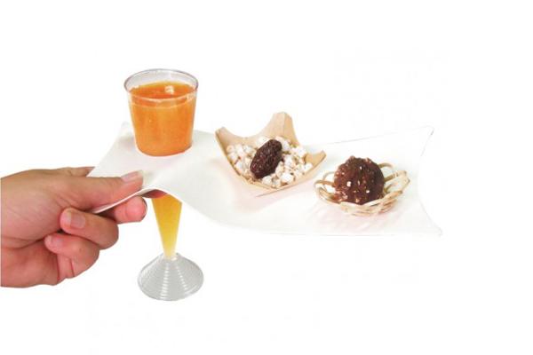 Piatto in polpa da cocktail con portabicchiere 1