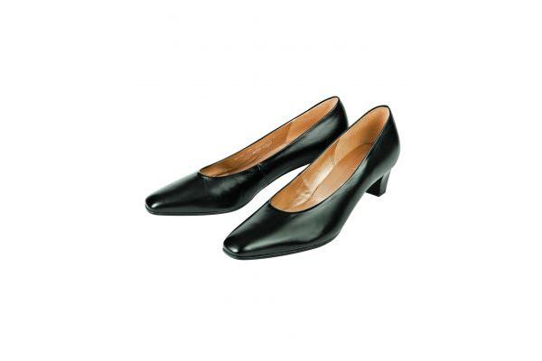 SANDRA SCARPA PELLE NERA 1